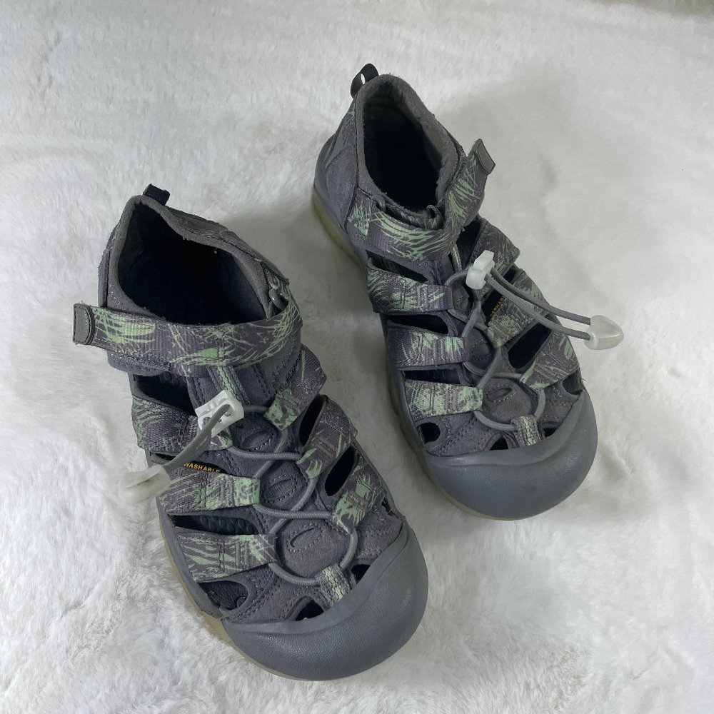 Keen Glow In The Dark Boys Water Shoes Sandals Size 7 Big Kid Grey Light Up